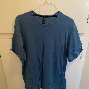 Blue lululemon men’s xl t shirt